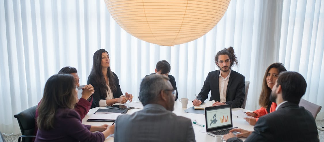 people-having-a-meeting